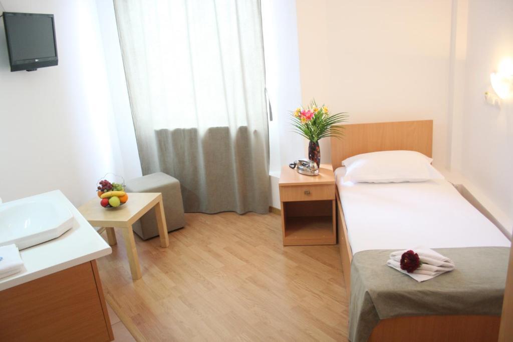 Hotel Sir Gara De Nord Βουκουρέστι Εξωτερικό φωτογραφία